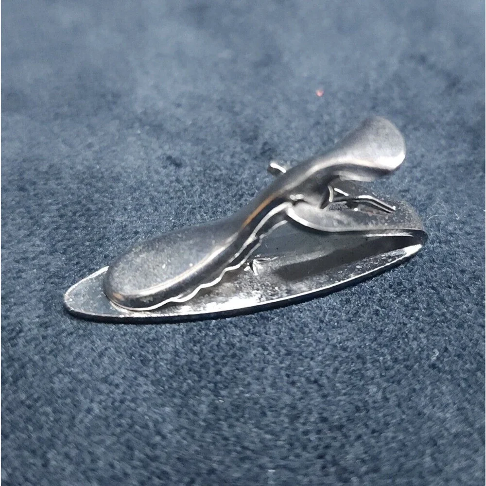 Vintage Metal Mens Silver Tone Necktie Gentleman Tie Clip Ornate North Star